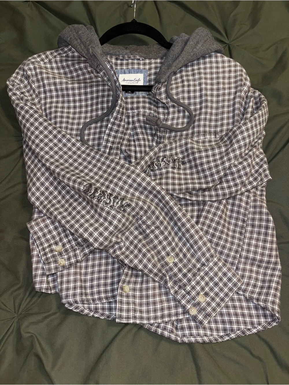 American Eagle Hooded Plaid Button-Up Shirt Small Distressed Elbows Gray White